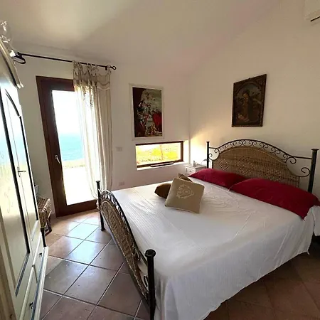 La Dolce Vista & Jacuzzi וילה קוסטה פרדיסו