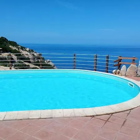 La Dolce Vista & Jacuzzi וילה קוסטה פרדיסו