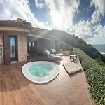 La Dolce Vista & Private Hydro Pool *