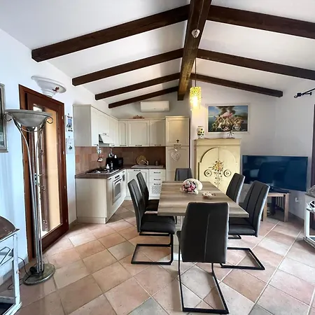 Vila La Dolce Vista & Private Hydro Pool