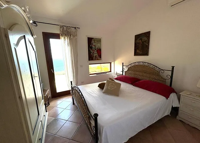 La Dolce Vista & Private Jacuzzi 别墅 帕拉迪索海岸